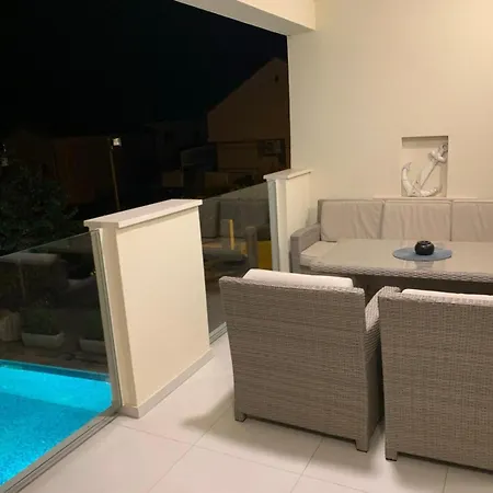 Apartament Chico *